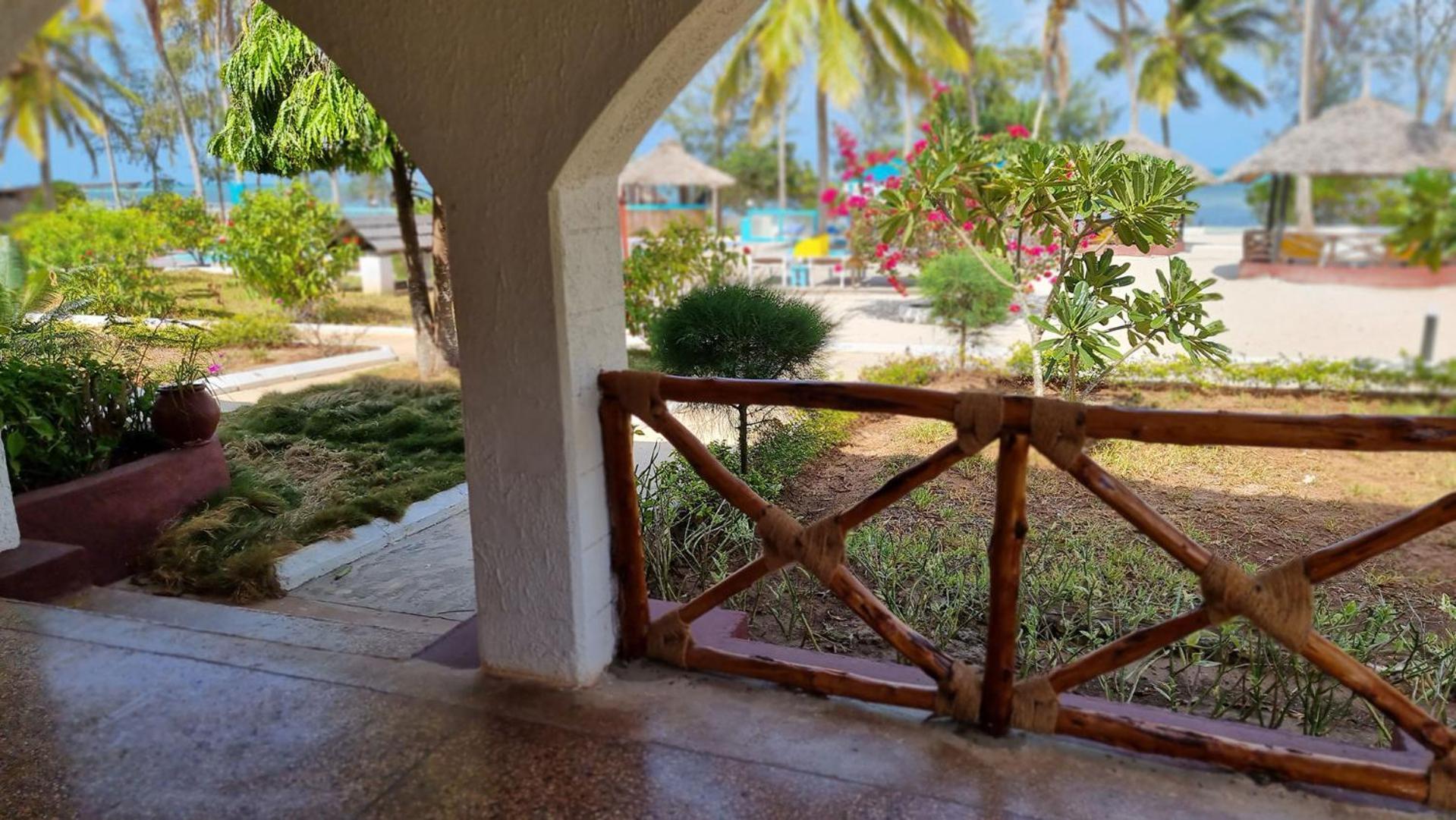F-Zeen Boutique Hotel Zanzibar Uroa Εξωτερικό φωτογραφία